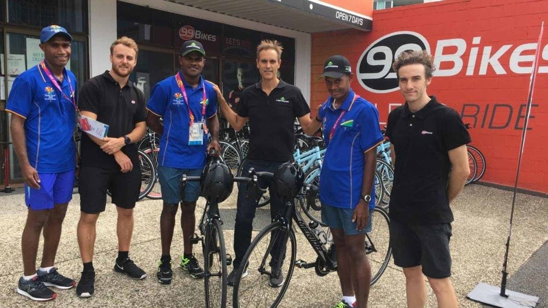 MERIDA BIKES Australia 99 Bikes lend a hand at the Friendly